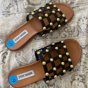 STEVE MADDEN sandals